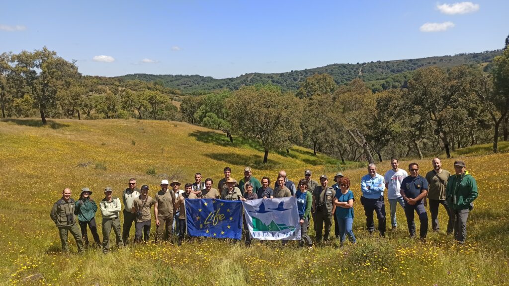 LIFE Aegypius Return partners and stakeholders gathered at Herdade da Contenda ©VCF